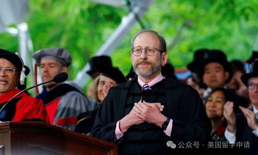中国女生蒋雨融来自青岛英高毕业本科就读于杜克J9九游会震撼全场！史上首位在哈佛毕业演讲的(图6)